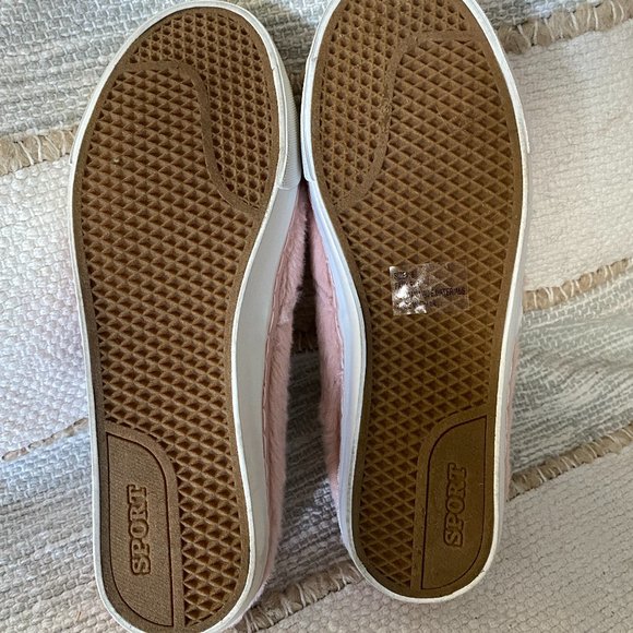 NWT~.Qupid Light Pink Fuzzy Loafers~sz 9 - Picture 12 of 13